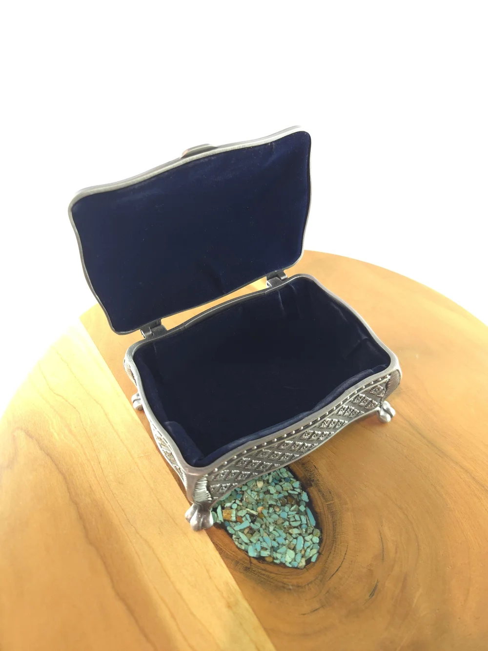 Mullingar Pewter Claddagh Jewelry Box Celtic Irish, Blue Velvet, Vintage 1980s